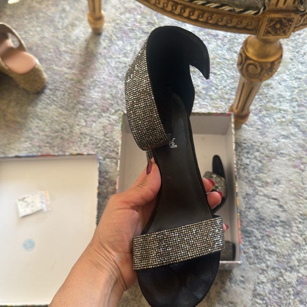 Jeffrey Campbell used only 3 times